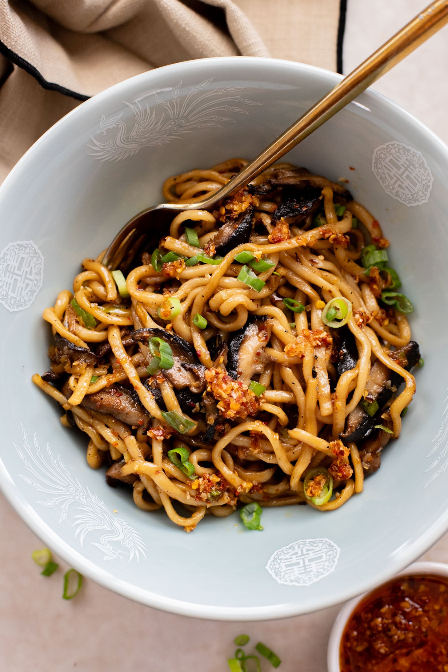 These Trader Joe's Shiitake Soyaki Noodles are a one-pot dinner that is ready in just 25 minutes. Perfect weeknight dinner | ThisSavoryVegan.com