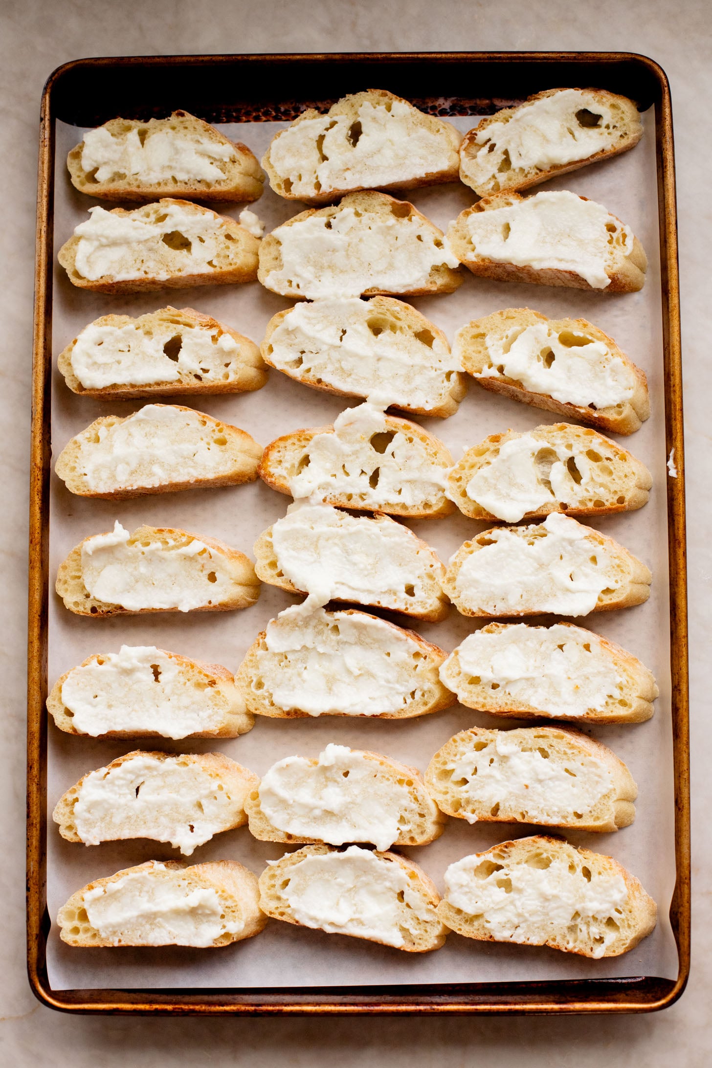 This Trader Joe's Garlic Lovers Bruschetta is the perfect summer appetizer. Made with just 4 ingredients and packed with flavor | ThisSavoryVegan.com