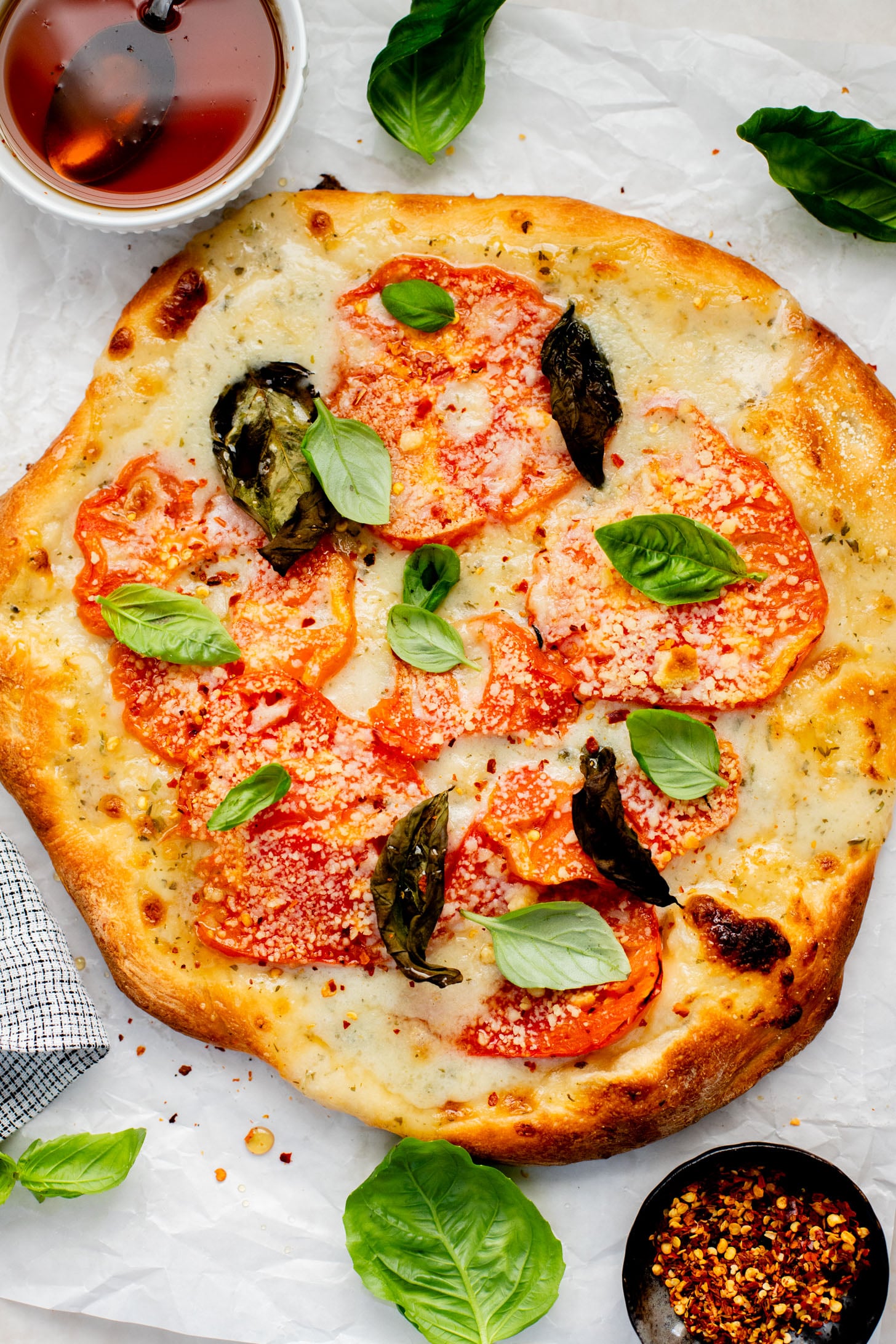 This Hot Agave Cheese Pizza is a dairy-free pizza that has simple ingredients but packs in the flavor. The perfect blend of spicy & sweet | ThisSavoryVegan.com