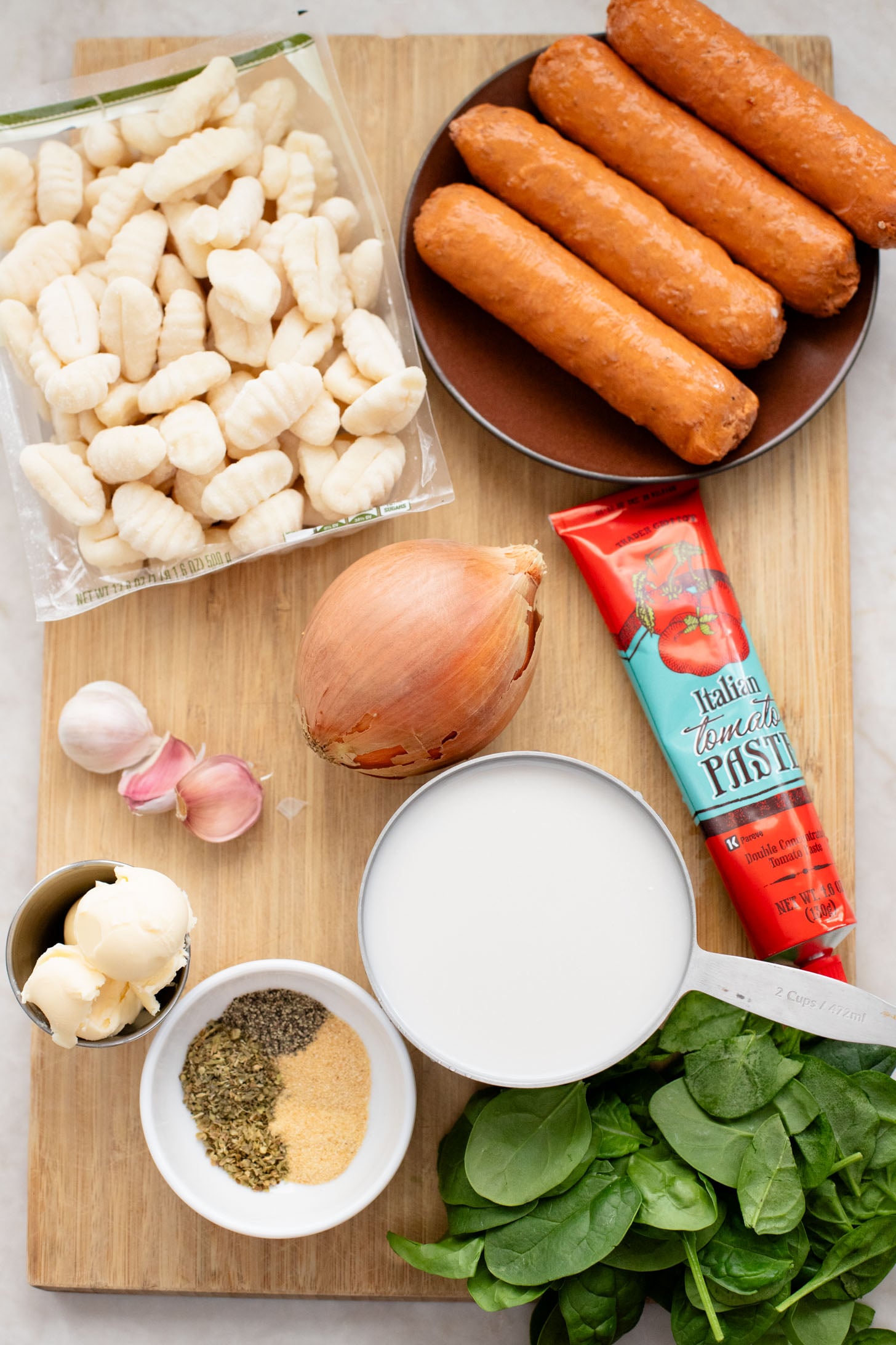 This Creamy Sausage & Gnocchi Soup is the perfect vegan soup. Simple ingredients and super comforting - perfect soup for the colder months | ThisSavoryVegan.com