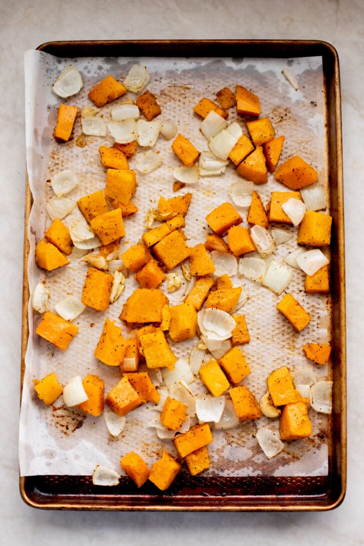 This Butternut Squash Penne with Broccoli is perfectly creamy and is packed with veggies. A delicious dairy-free pasta | ThisSavoryVegan.com