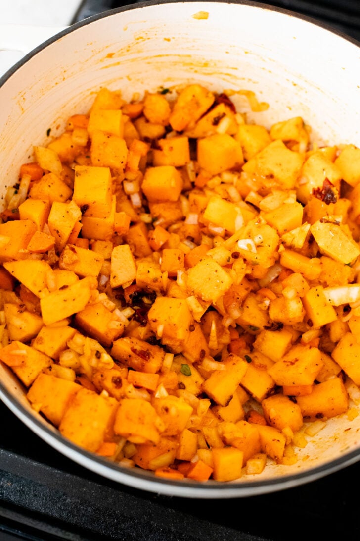 This Butternut Squash Wild Rice Soup is the perfect hearty, vegan soup when you want something nutritious and delicious | ThisSavoryVegan.com